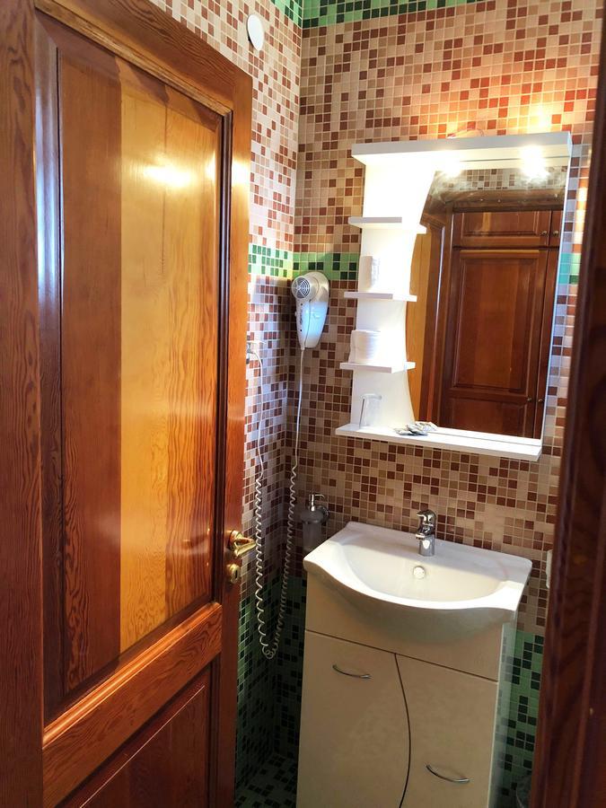 Regina Hotel Vasilátika Eksteriør bilde
