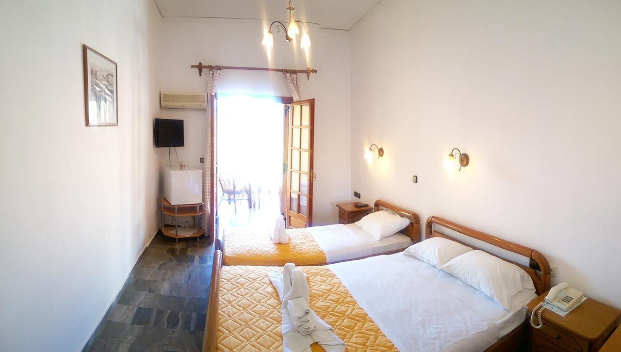 Regina Hotel Vasilátika Eksteriør bilde